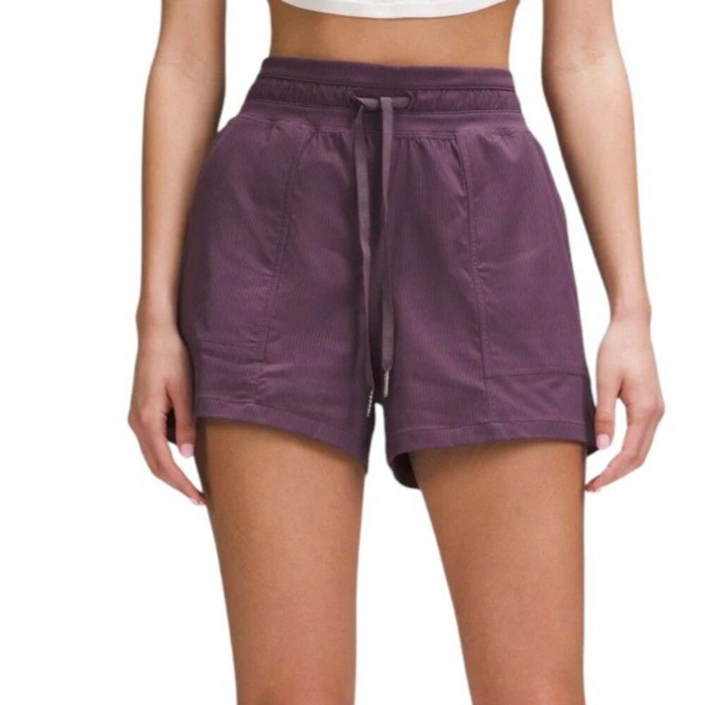 Lululemon Dance Studio High-Rise Short 3.5" *Grape Thistle
